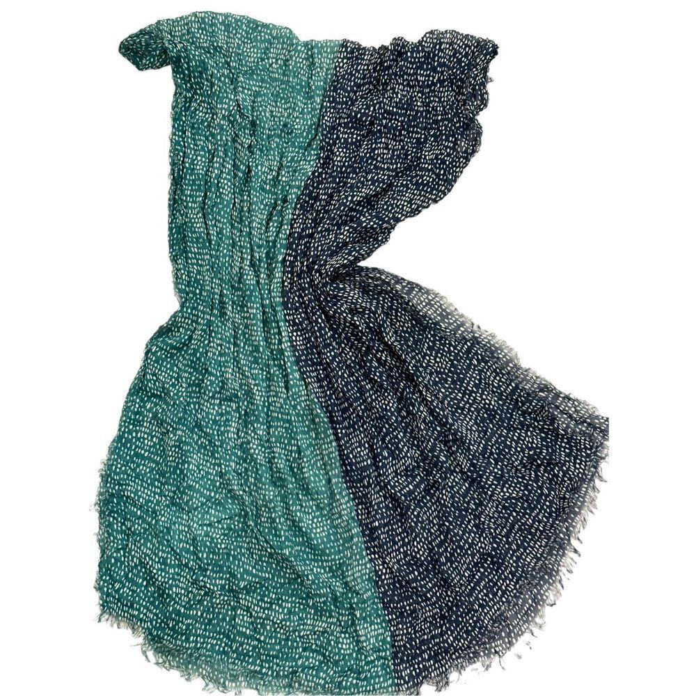 NWT RockFlowerPaper Oblong Scarf